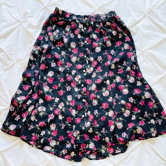 ✦ Vintage ✦ Sheer Floral Midi Skirt | Size M - Picture 5 of 5